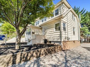 757 Ray Ave #2, Ridgefield, NJ 07657