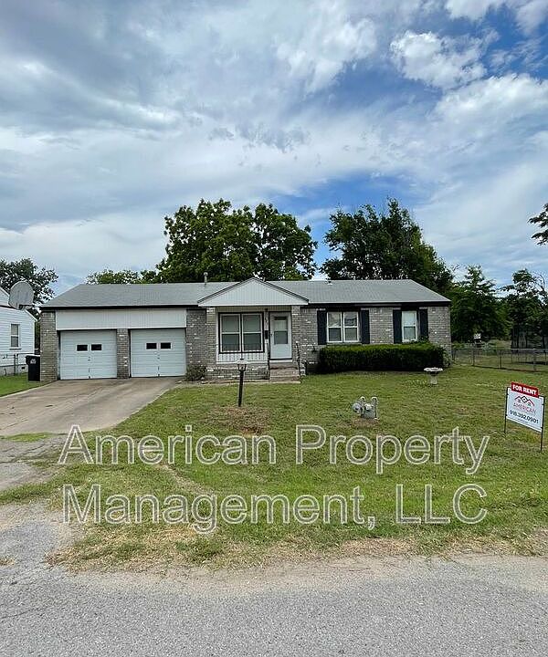 1st image of 523 E Duncan St