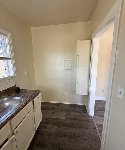 1201 E Stafford St #G — Photo 5