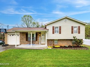7104 Fieldview Ln, Knoxville, TN 37918