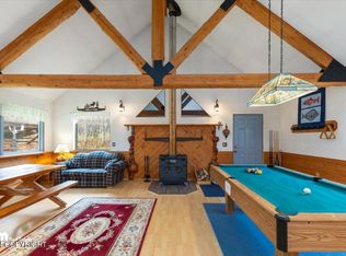 8985 E Petersville Rd, Trapper Creek, AK 99683