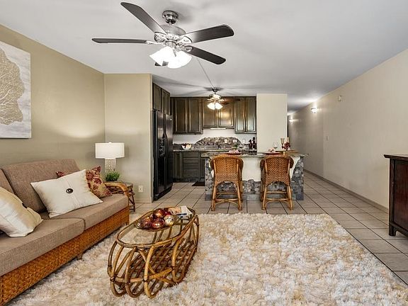 2nd image of 75-5681 Kuakini Hwy APT 120