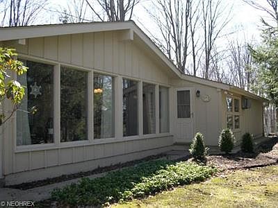 4th image of 80 Skyline Dr