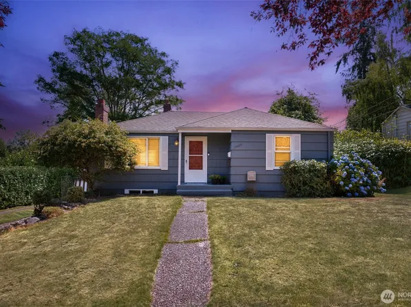 11424 69th Place S, Seattle, WA 98178