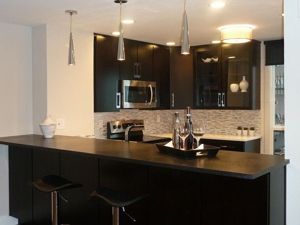 Kitchen Bar