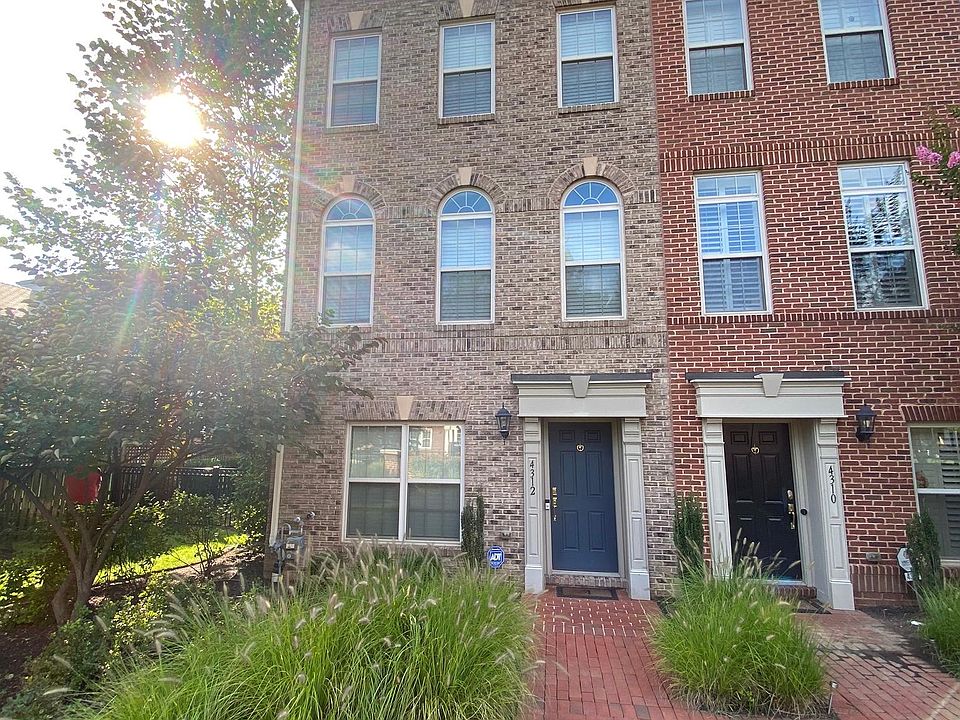 1st image of 4312 4th Ct N