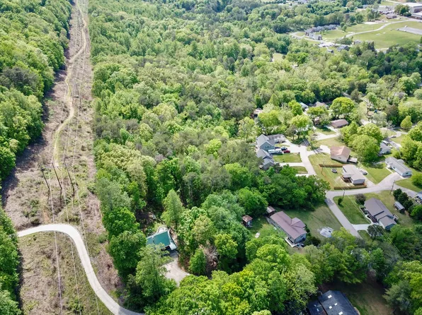 1316 Irwin Dr, Powell, TN 37849