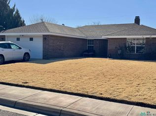 1509 W Bullock Ave, Artesia, NM 88210