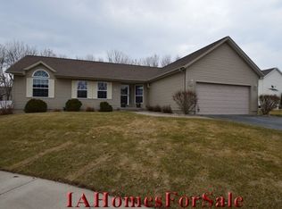 7814 Burr Ridge Ct NE, Cedar Rapids, IA 52402