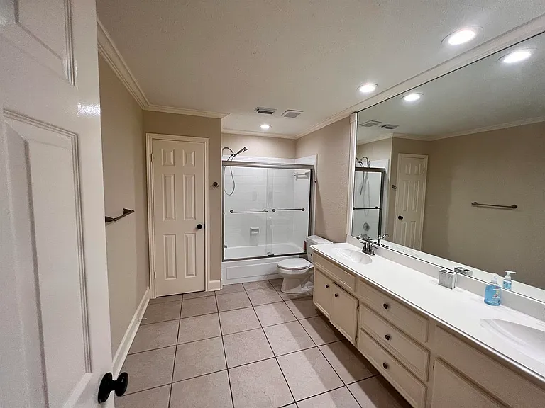2104 Bay Hill Dr — Photo 27