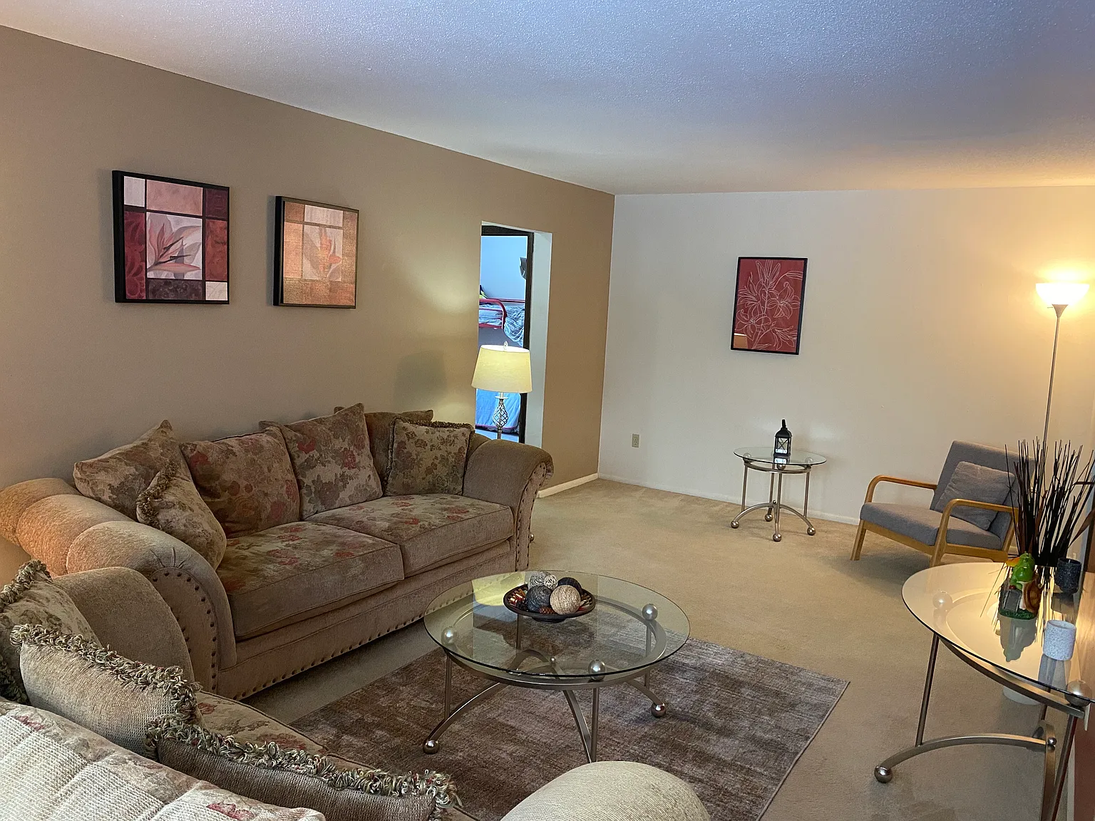 Gardenview Apartments — Photo 4
