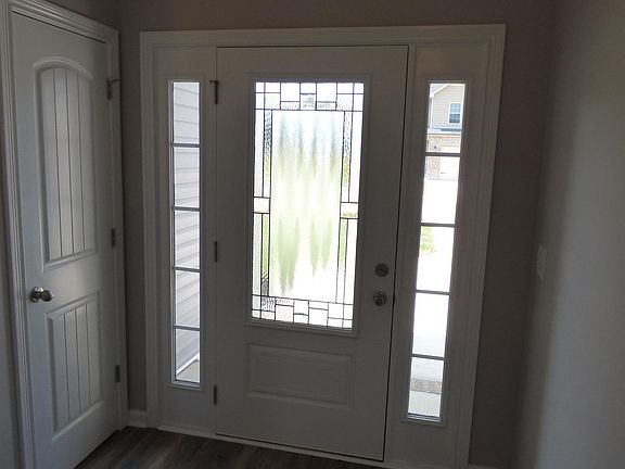 3rd image of 101 Sycamore Hill Dr