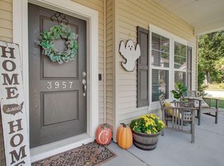 3957 Hanoverian Dr, Awendaw, SC 29429