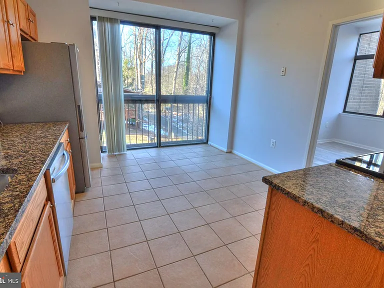 2110 Green Watch Way #11/200A — Photo 3