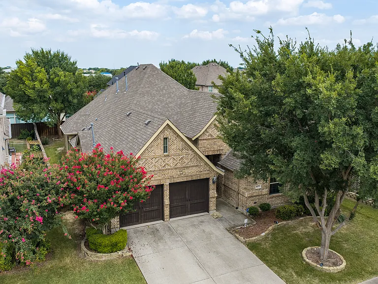 8272 Haltered Horse Ln — Photo 30