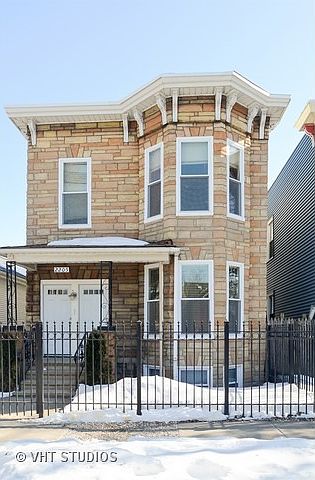 1st image of 2205 N Maplewood Ave
