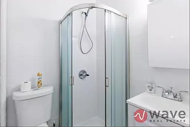 Rented by Wave Real Estate Group