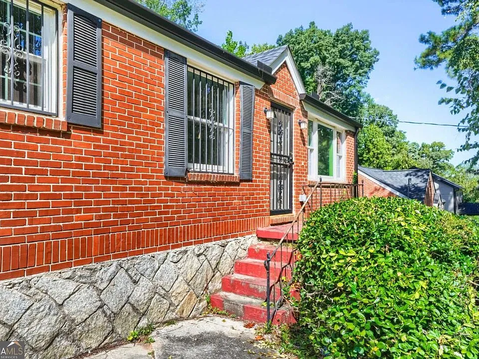 1867 Glendale Dr