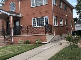 200-08 46th Rd FLOOR 2, Bayside, NY 11361