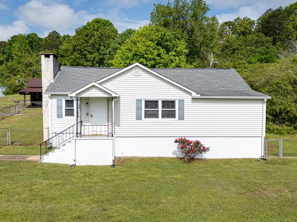 823 Mission Ridge Rd, Rossville, GA 30741