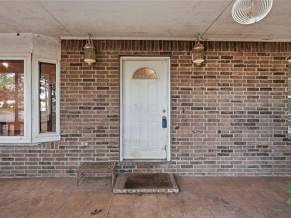 2nd image of 10095 El Camino Rd