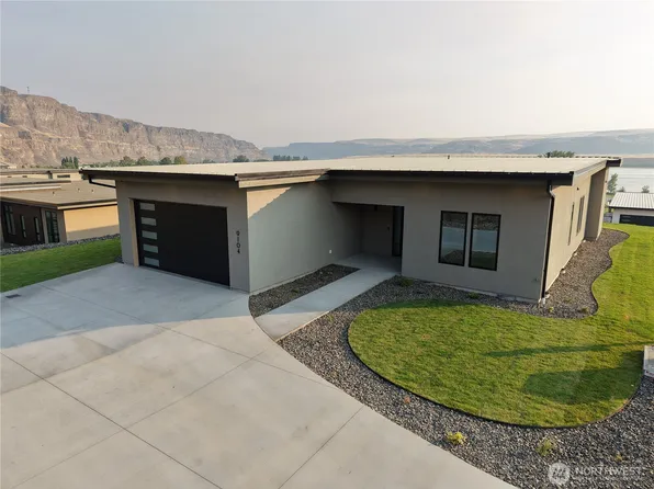 9104 NW Harvest Lane, Quincy, WA 98848