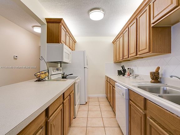 3rd image of 11606 NW 29th St APT A6