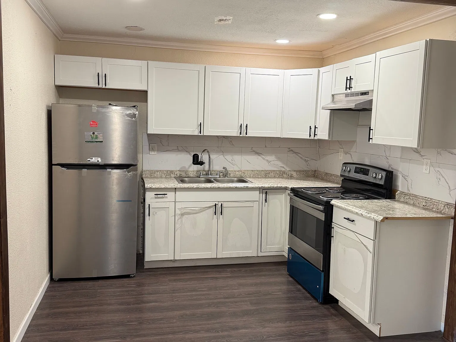 For Rent $800/mo and $800 Sec Deposit — Photo 3