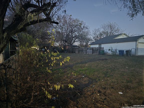 2nd image of 587 MORNINGVIEW DR LOT 46