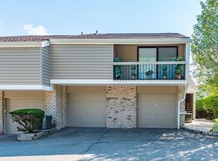 2 Overlook Dr #3016, Clinton, NJ 08809