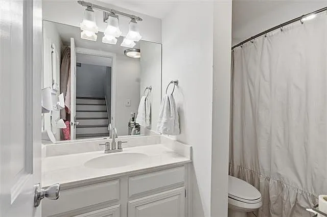 3 Spinnaker Ln — Photo 12