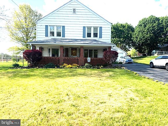 3rd image of 10899 Fish And Game Rd #2