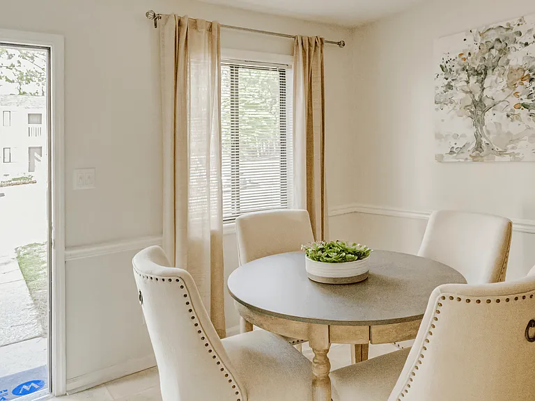 Patriot Point Apartment Homes — Photo 45