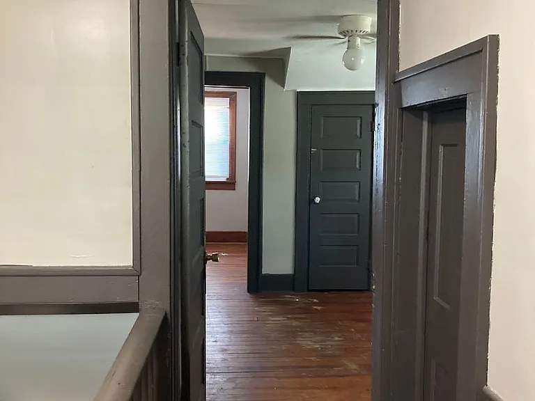 605 W Beechwood Ave — Photo 18