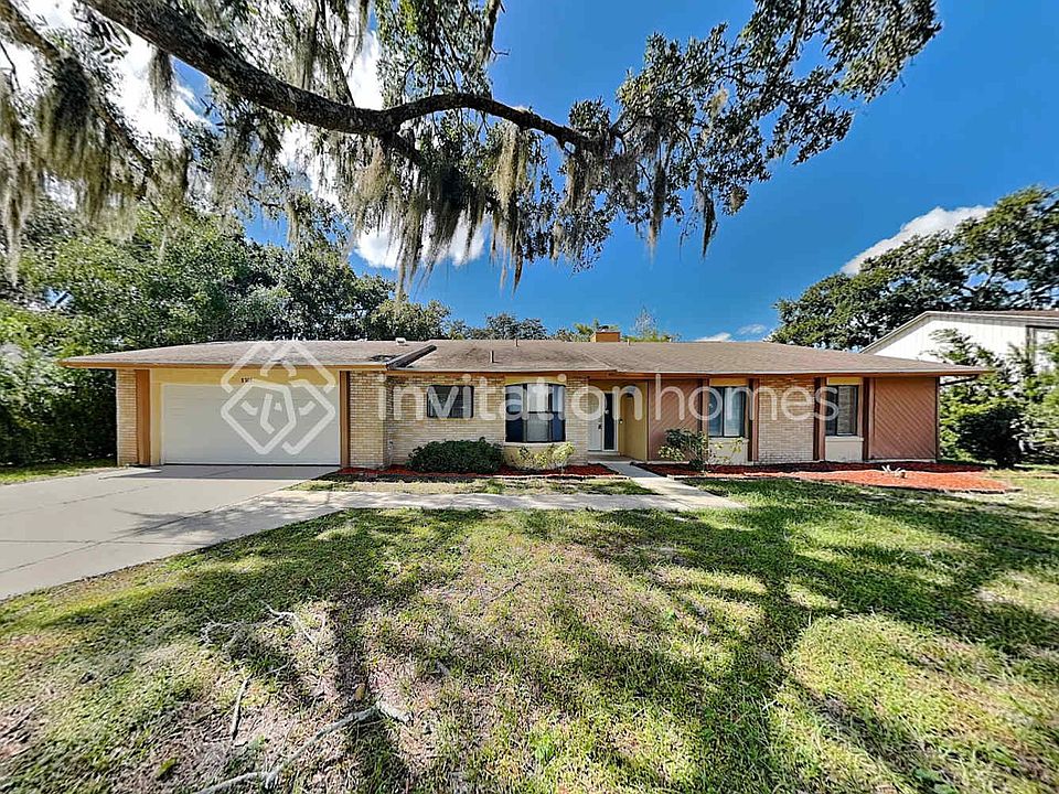 1st image of 8201 Helena Dr