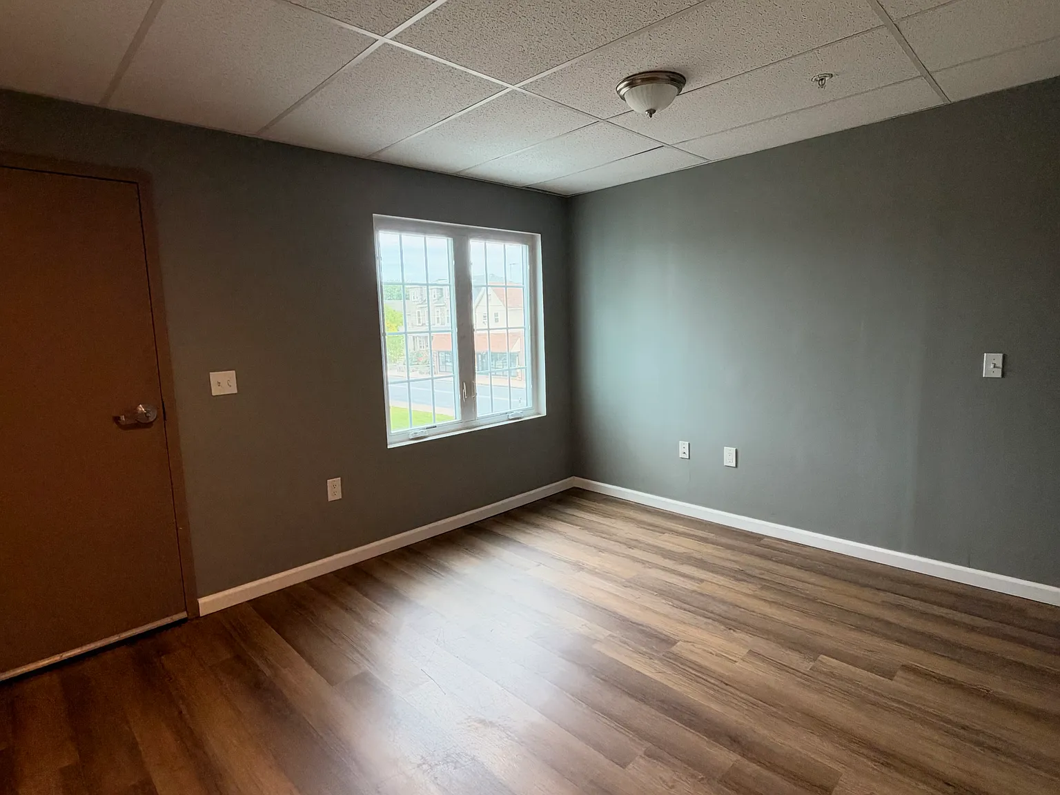 2 bed, 1.5 bath, 1100 sqft, $1,675 — Photo 4