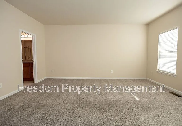 7408 Brunson Cir — Photo 34