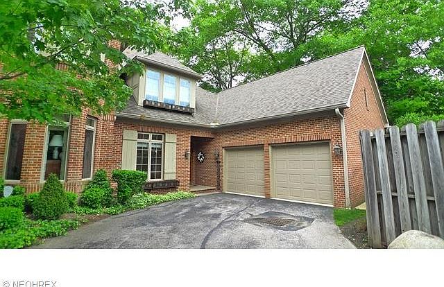 1st image of 2487 Fairmount Blvd #5