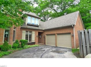 2487 Fairmount Blvd #5, Cleveland Heights, OH