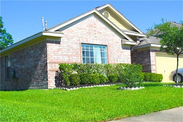 Absolutely Beautiful Home Loaded With Updates