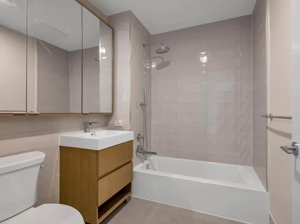 131-02 A 40th Road image 34 of 42