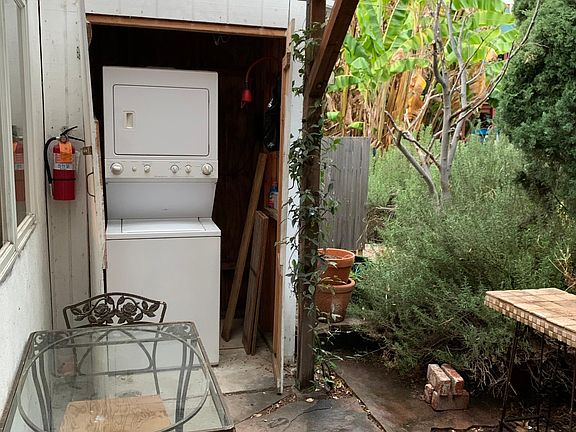 4th image of 836 14th St #A