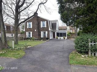 8520 Riverside Rd, Alexandria, VA 22308