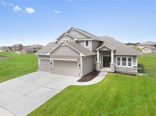27811 E 133rd Ct, Lees Summit, MO 64086
