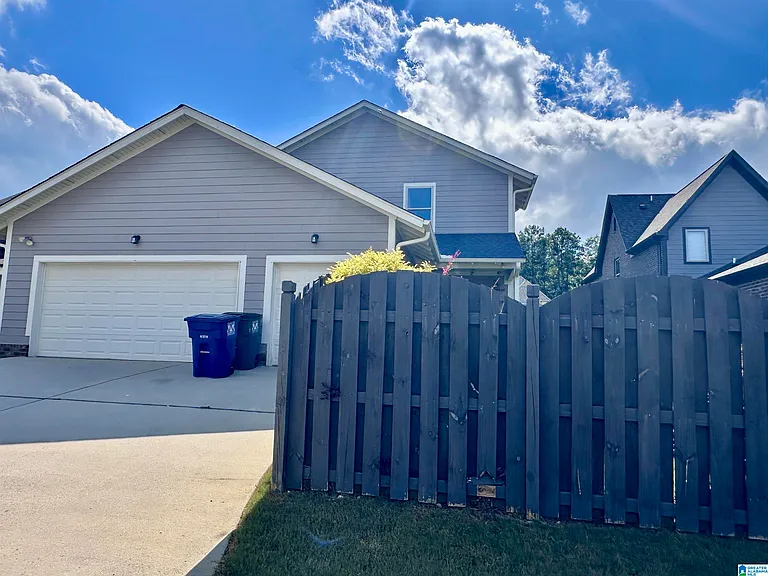 2641 Montauk Rd — Photo 44