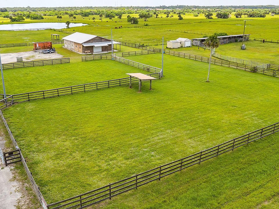1st image of 1201 Mustang Ln