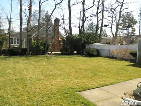 1st image of 1521 Victoria St