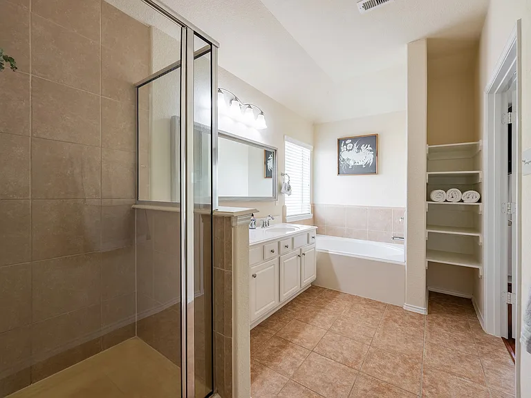12031 Canyon Falls Dr — Photo 25