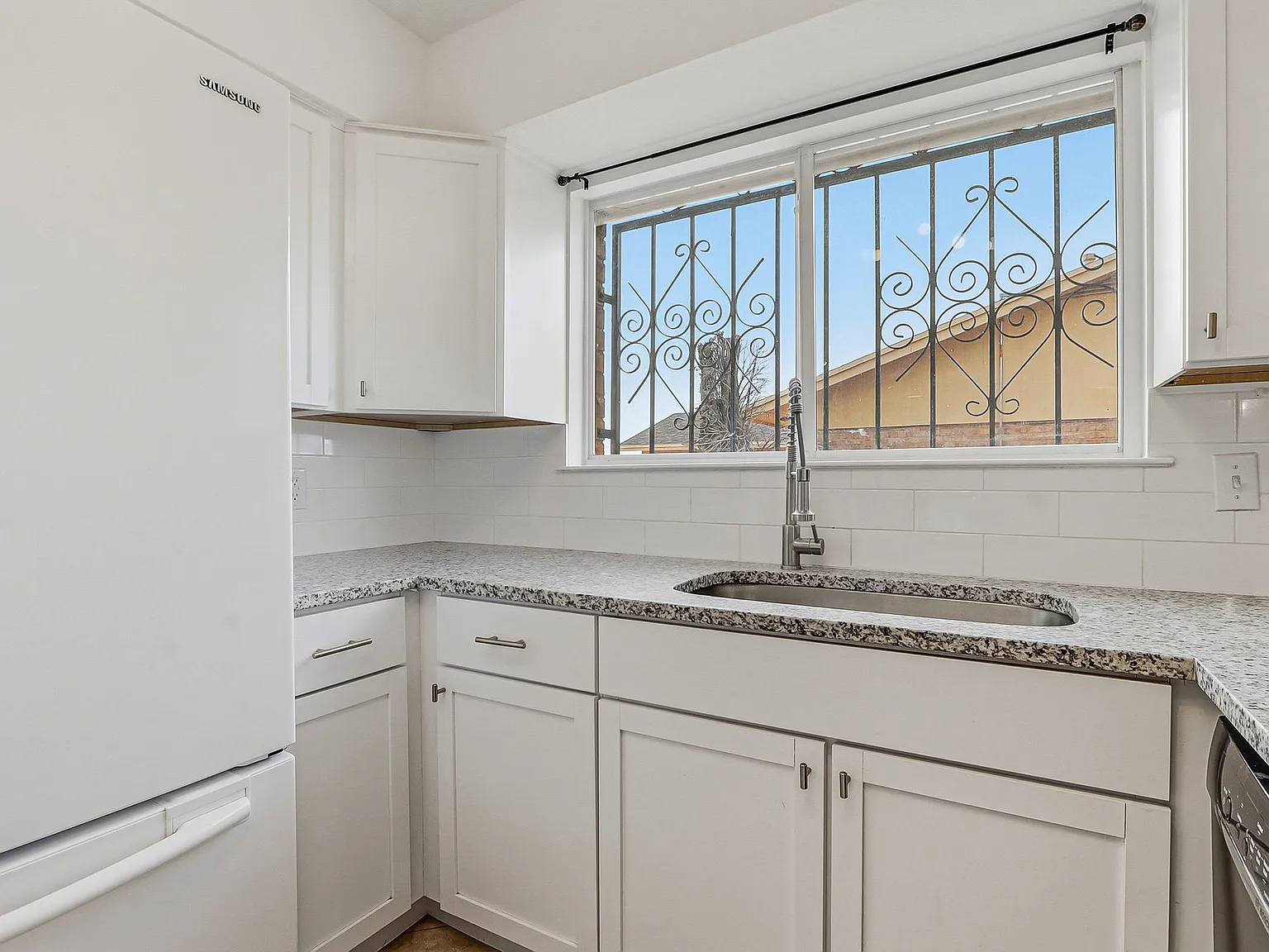 10837 Gemstone Street - 1 — Photo 3