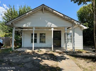 120 Pickering St, Knoxville, TN 37914
